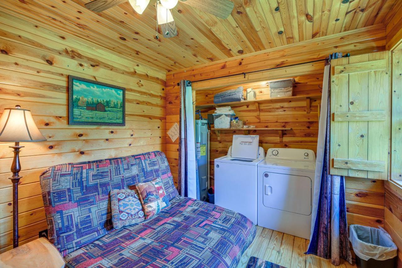 Blue Ridge Mountain Cabin With Views And Hot Tub Sparta المظهر الخارجي الصورة
