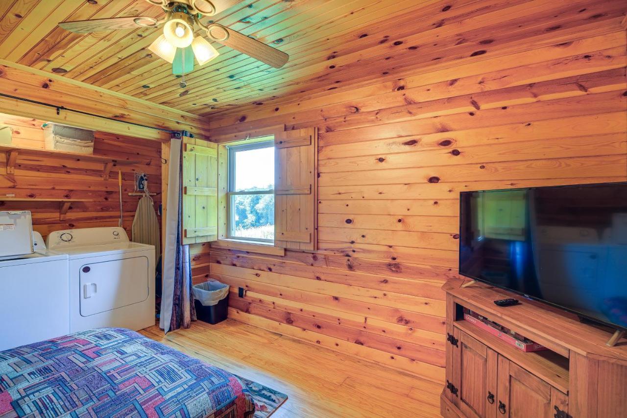 Blue Ridge Mountain Cabin With Views And Hot Tub Sparta المظهر الخارجي الصورة